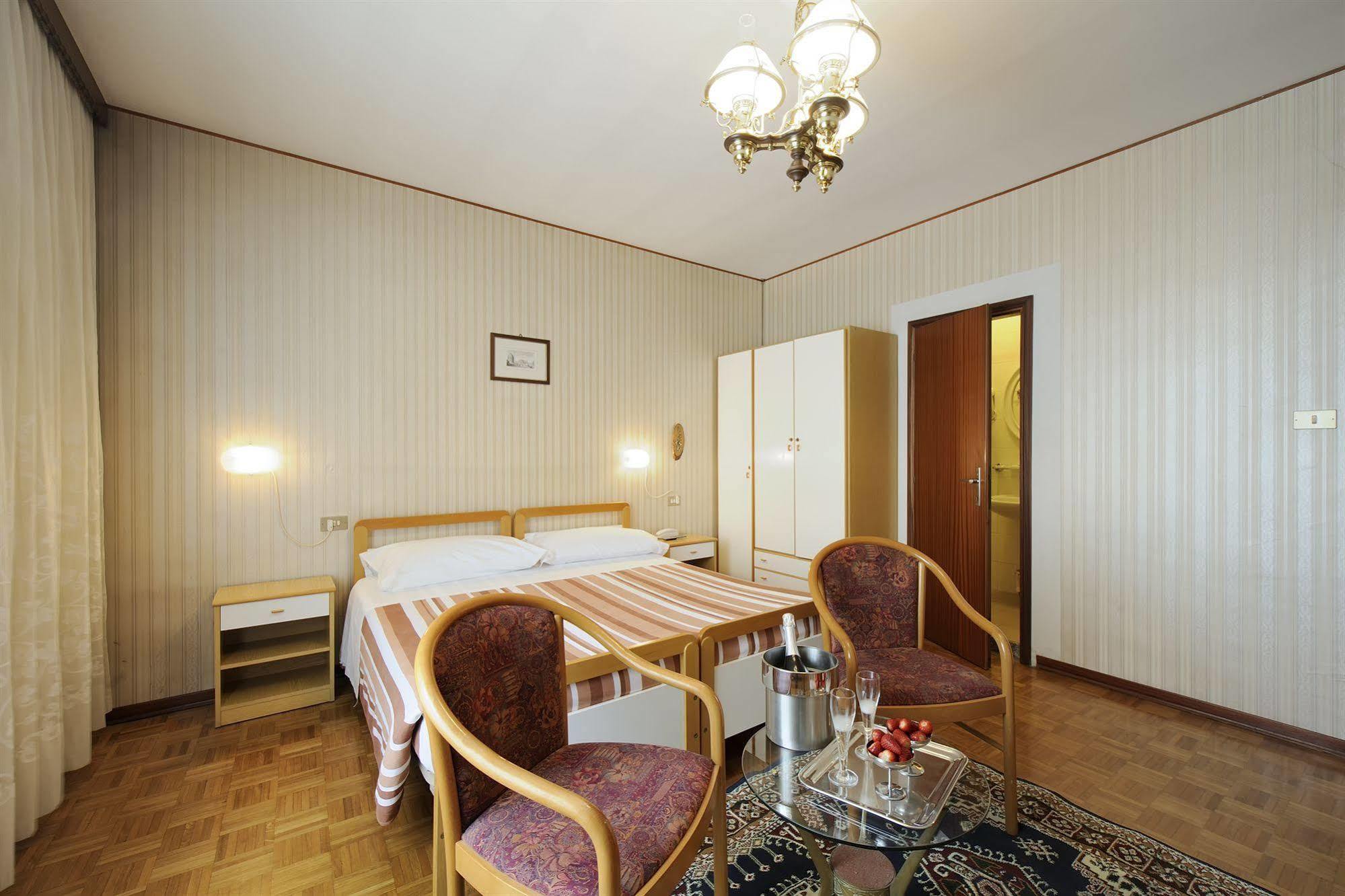 Hotel Bertusi Porretta Terme Exterior foto